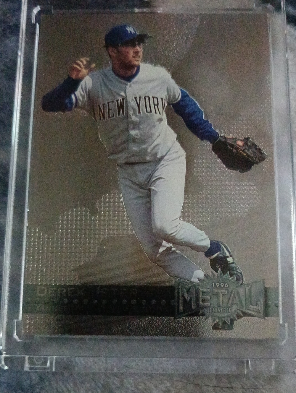 1996 Derek Jeter Rookie #87Metal Universe Baseball Card -  Silver Foil